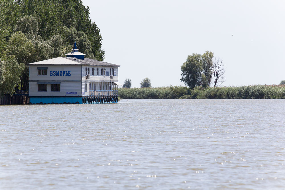 Рыболовная база отдыха «Взморье» на раскатах